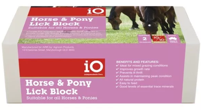 io horse and pony block salt (5 x 2kg)